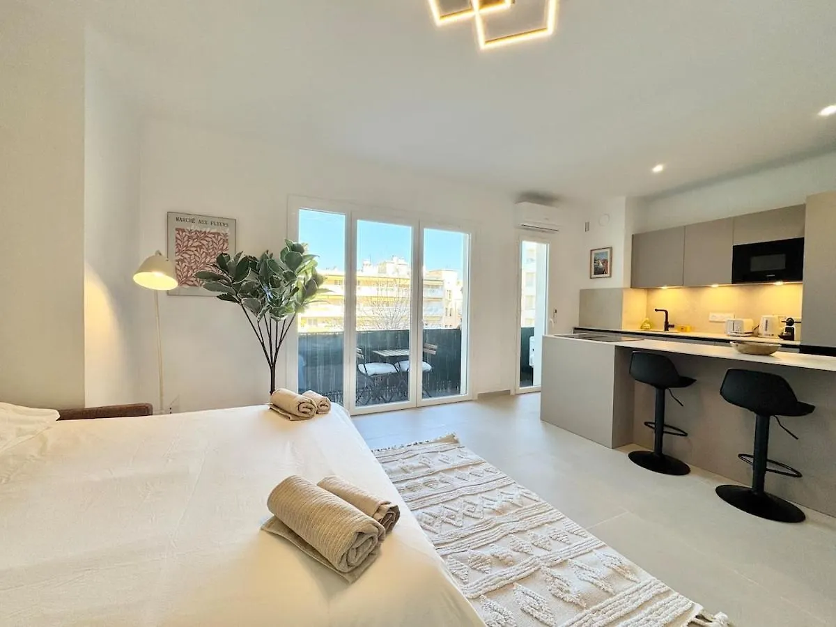 Le Studio Prestige Et Chic Antibes 0*,